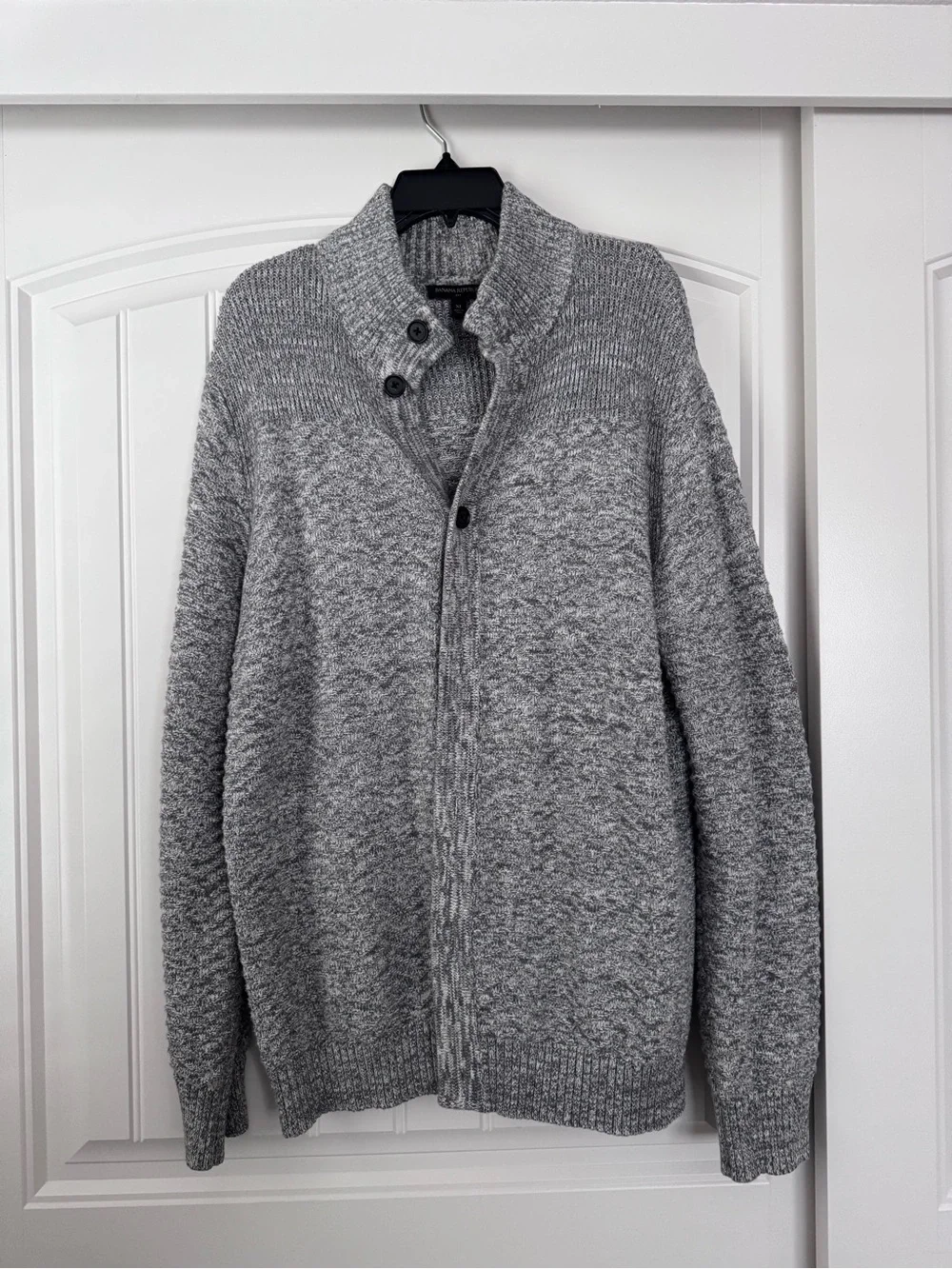 Banana Republic Men's Gray button-Up Shawl Collar Cardigan